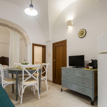 Dimora Zafferano - Guest House אוסטוני מראה חיצוני תמונה